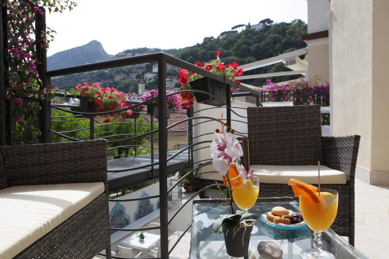 Aretusa Resort Amalfi Coast Vietri Exterior foto